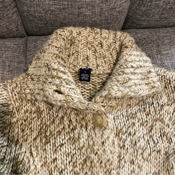 Gap Wool Blend Chunky Knit Belted Button Down Cardigan w/Pockets Size Small - Picture 2 of 10